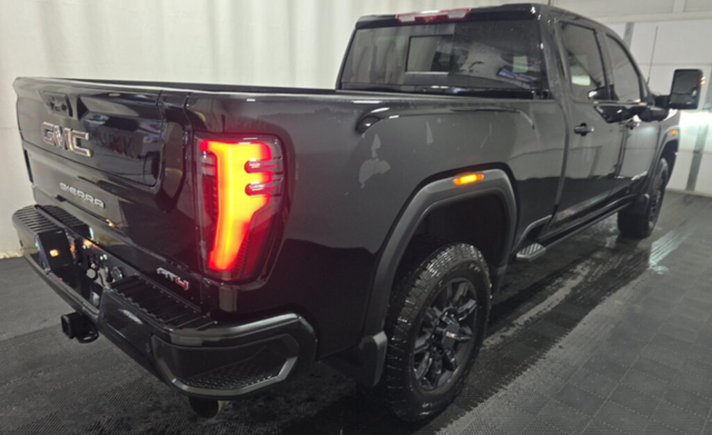 Used 2025 GMC Sierra 2500 HD AT4 Truck Crew Cab