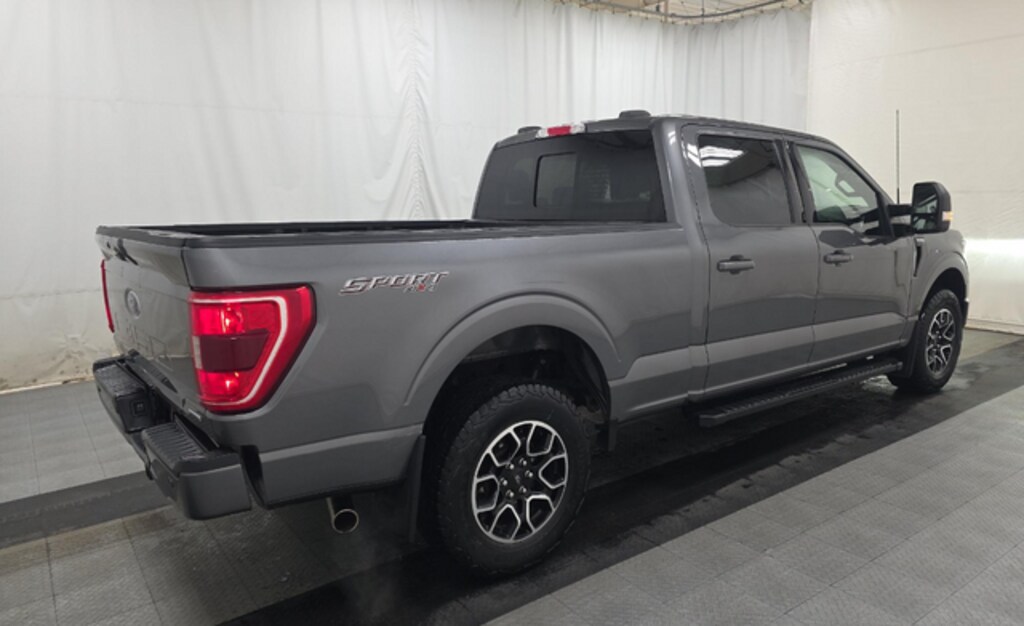 Used 2022 Ford F-150 XLT Truck SuperCrew Cab