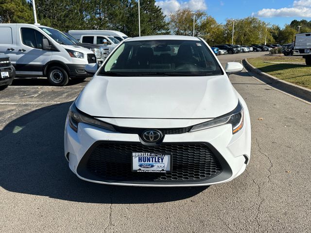 Used 2021 Toyota Corolla LE with VIN 5YFEPMAE1MP247204 for sale in Skokie, IL