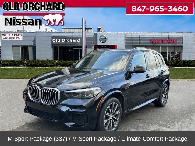 2022 BMW X5 45e's photo