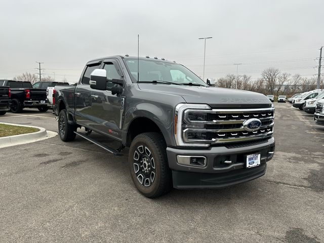 2024 Ford F-350 Platinum photo 3