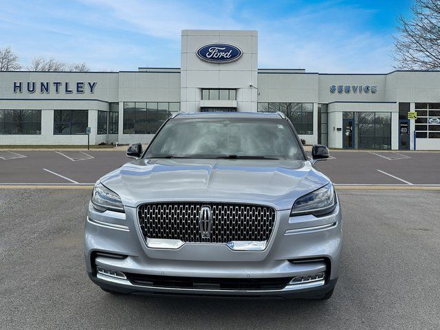 2021 Lincoln Aviator Reserve photo 2