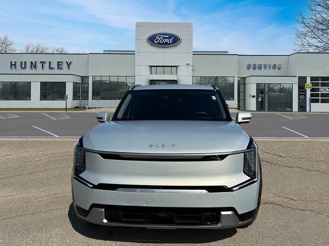 2024 Kia EV9 Land photo 2