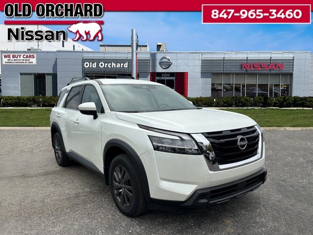 2022 Nissan Pathfinder SV photo 3