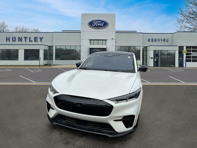 2023 Ford Mustang Mach-E GT photo 2