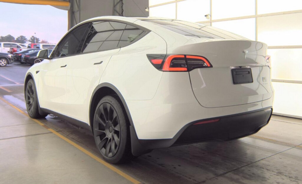 Used 2023 Tesla Model Y Long Range SUV