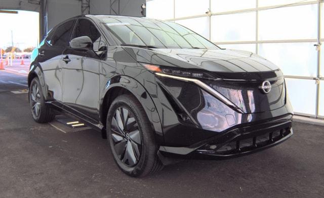 Used 2023 Nissan Ariya Engage with VIN JN1CF0BBXPM706019 for sale in Skokie, IL