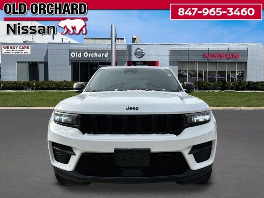 Used 2024 Jeep Grand Cherokee Altitude SUV