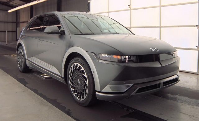 Used 2023 Hyundai IONIQ 5 Limited with VIN KM8KRDAF6PU217446 for sale in Skokie, IL