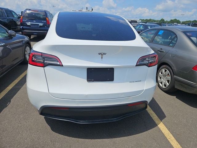 Used 2021 Tesla Model Y Long Range with VIN 5YJYGDEE5MF185017 for sale in Skokie, IL