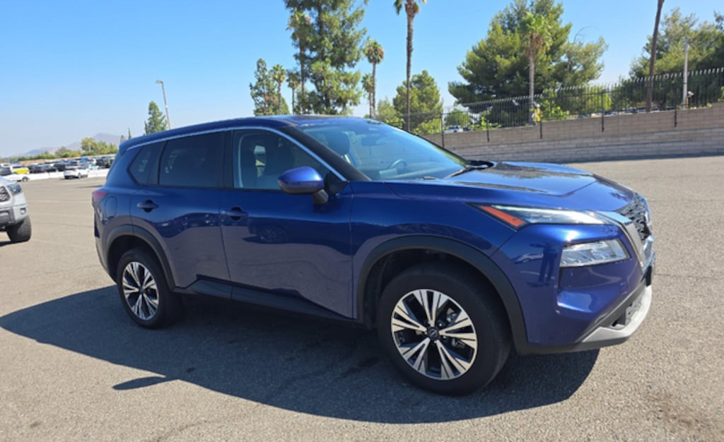 Used 2023 Nissan Rogue SV SUV