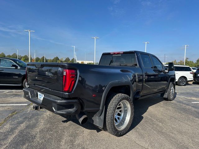 2024 Gmc Sierra 3500 HD Denali Ultimate photo 3