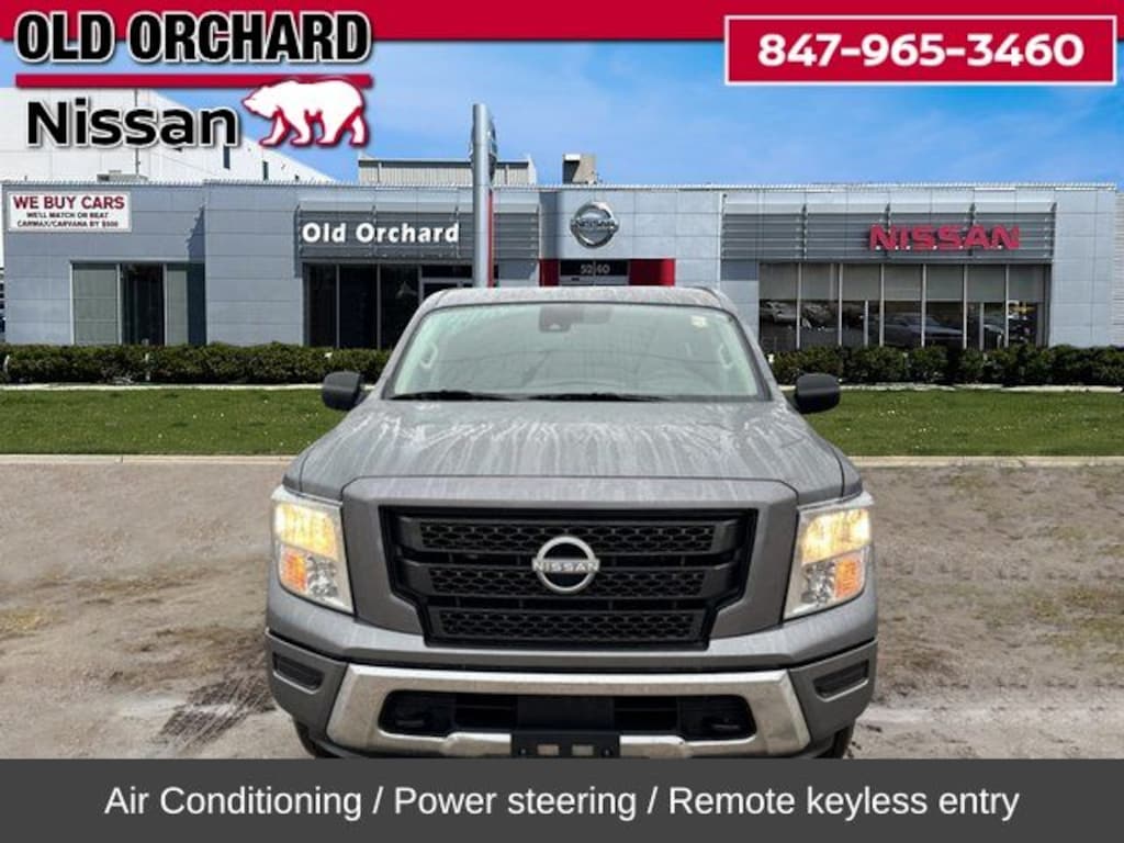 Used 2023 Nissan Titan SV Truck Crew Cab