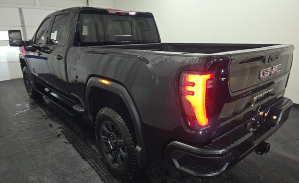 Used 2025 GMC Sierra 2500 HD AT4 Truck Crew Cab