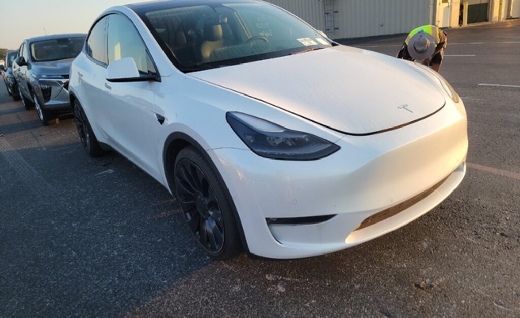 Used 2022 Tesla Model Y Performance SUV