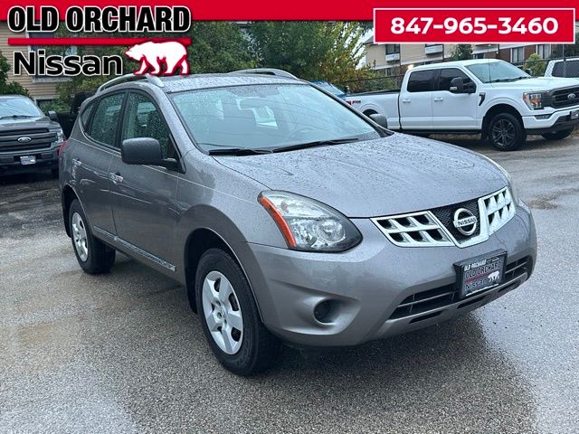 2015 Nissan Rogue Select S photo 2