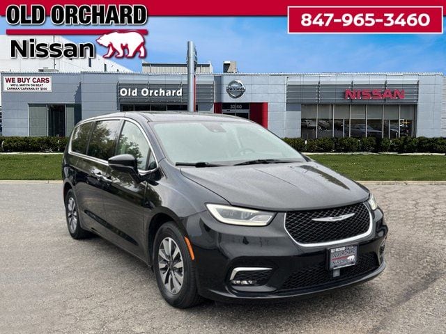 2022 Chrysler Pacifica Hybrid Touring L photo 3