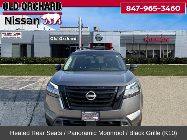 2024 Nissan Pathfinder SL photo 2