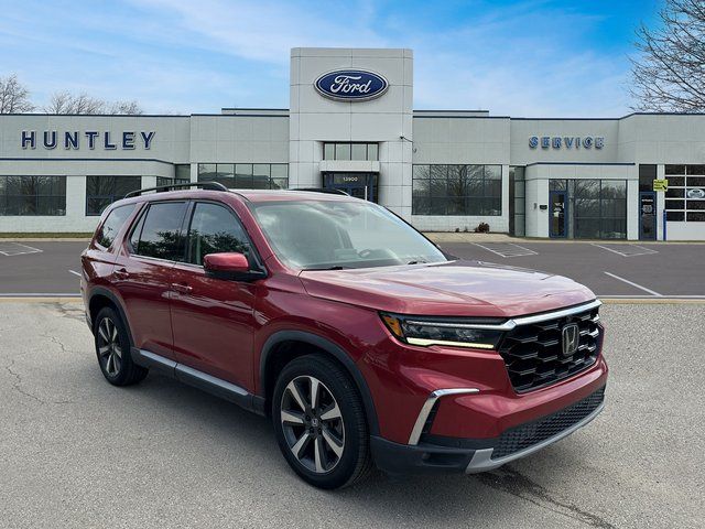 2023 Honda Pilot Elite photo 2