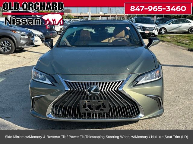 2019 Lexus ES 350 photo 2