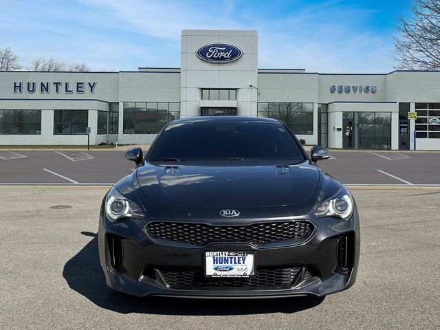 2020 Kia Stinger GT-Line photo 2