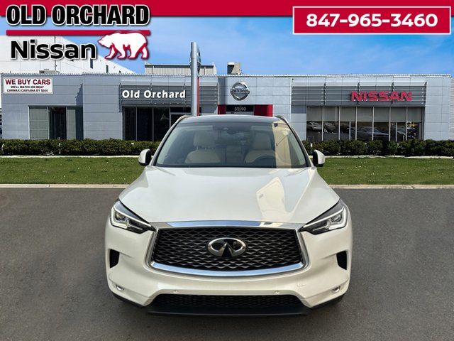 2022 Infiniti QX50 Essential photo 2