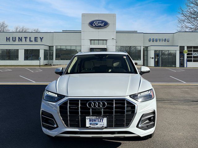 2023 Audi Q5 40 Premium Plus photo 2