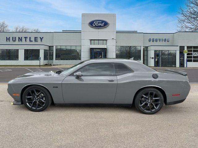 2023 Dodge Challenger R/T photo 3