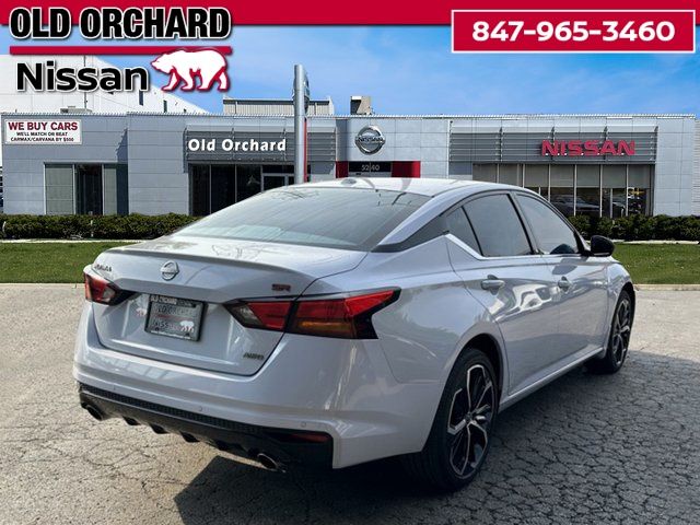 2024 Nissan Altima 2.5 SR photo 3