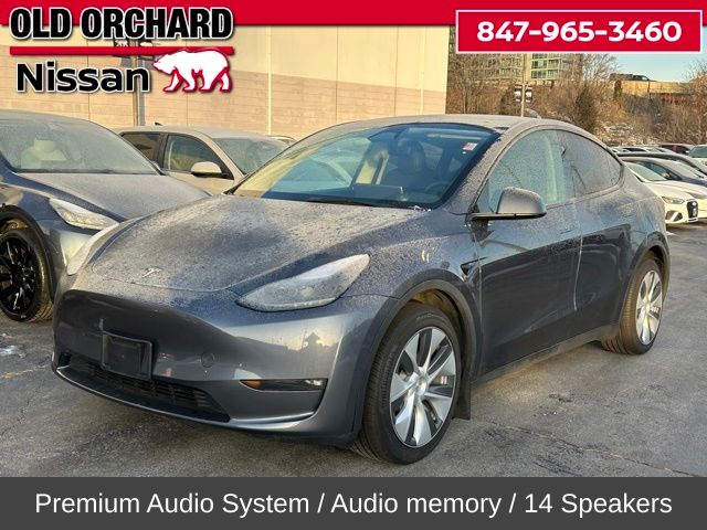 2023 Tesla Model Y Long Range's photo