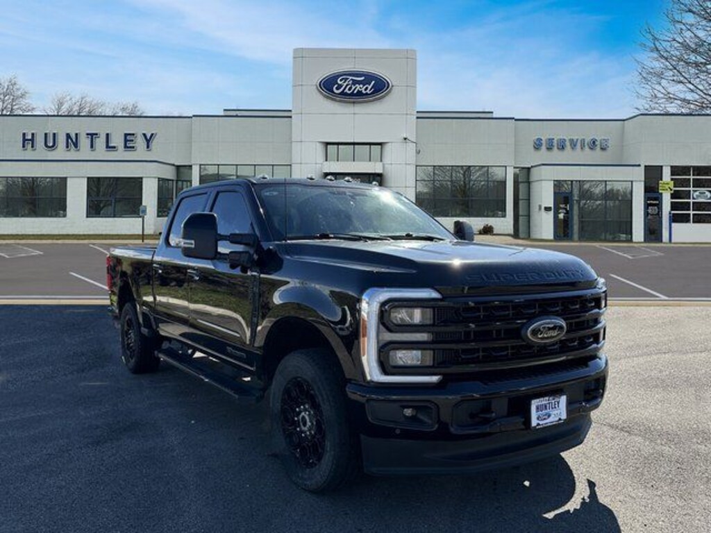 Used 2023 Ford F-250 Lariat Truck Crew Cab