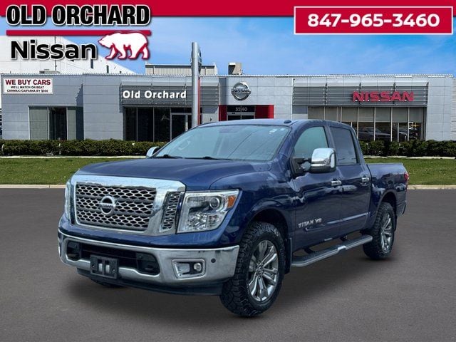 2019 Nissan Titan SL's photo