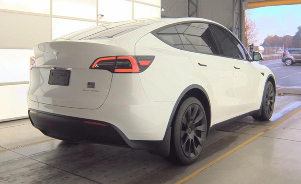 Used 2023 Tesla Model Y Long Range SUV