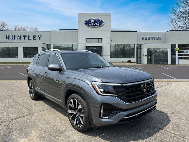 2024 Volkswagen Atlas SEL Premium R-Line photo 3