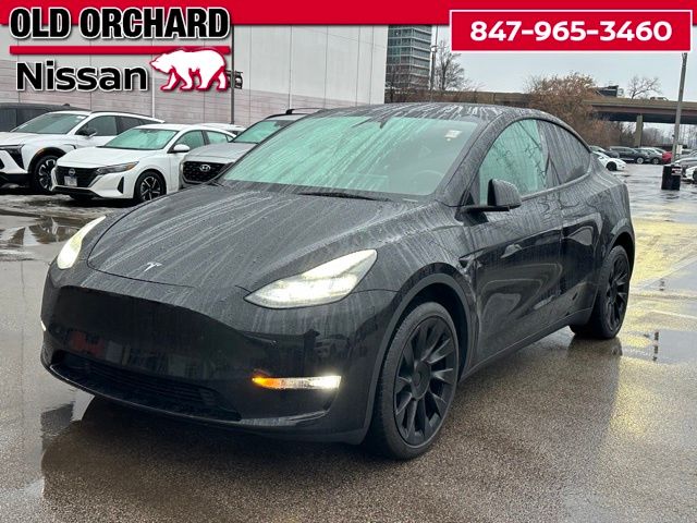 2023 Tesla Model Y Long Range's photo