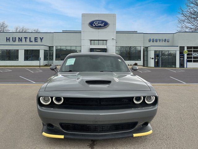 2023 Dodge Challenger R/T photo 2