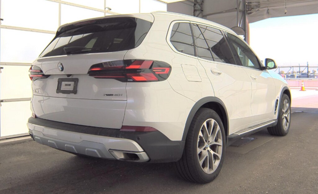 Used 2025 BMW X5 xDrive40i SUV