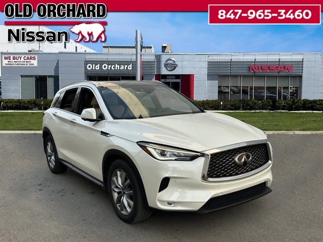 2022 Infiniti QX50 Essential photo 3