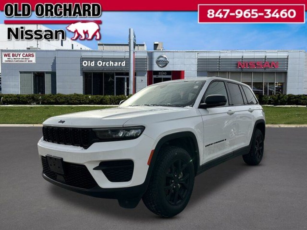 Used 2024 Jeep Grand Cherokee Altitude SUV