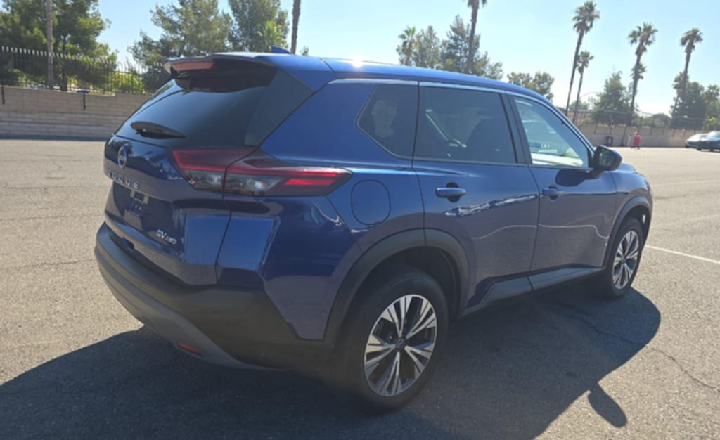 Used 2023 Nissan Rogue SV SUV