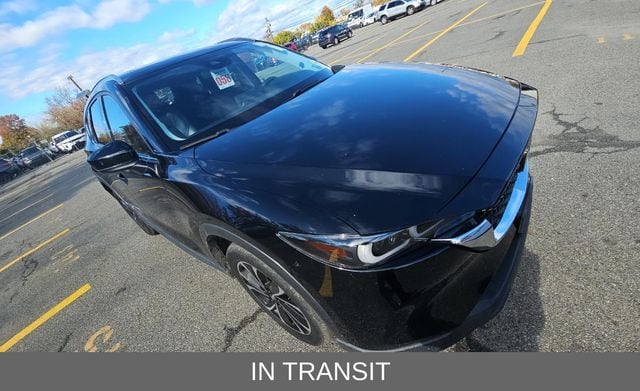 2022 Mazda CX-5 S Premium package