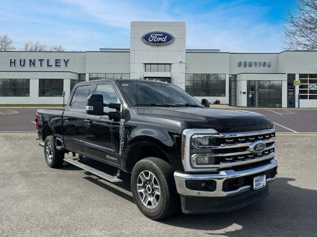 Used 2024 Ford F-250 Lariat Truck Crew Cab