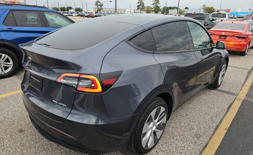 Used 2023 Tesla Model Y Long Range SUV