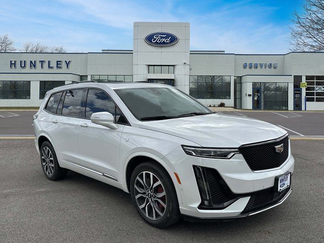 2022 Cadillac XT6 Sport photo 3
