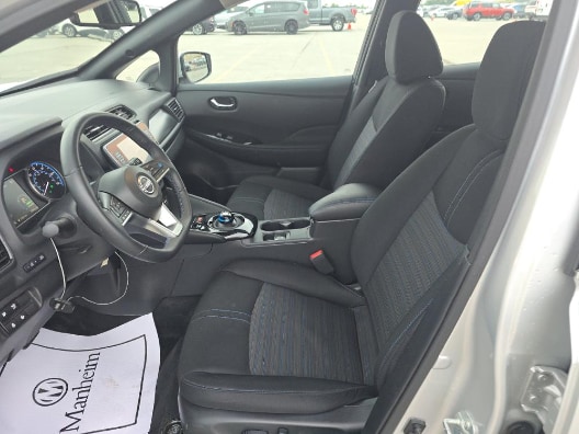 Used 2024 Nissan LEAF SV PLUS with VIN 1N4CZ1CV5RC554734 for sale in Skokie, IL