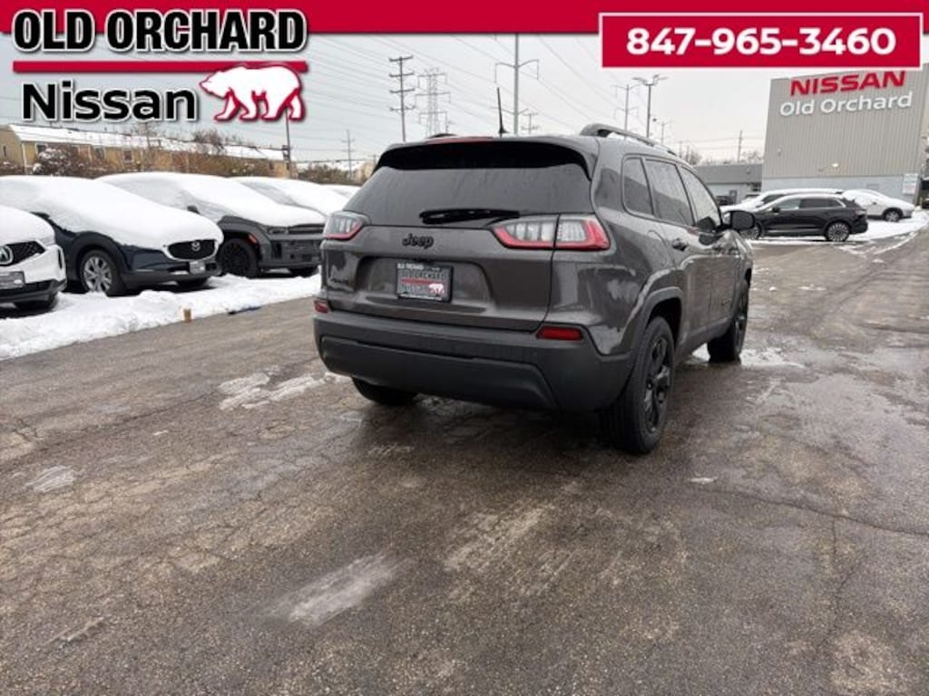 Used 2021 Jeep Cherokee Altitude SUV
