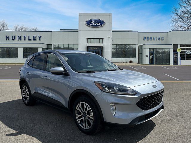 2022 Ford Escape SEL photo 2