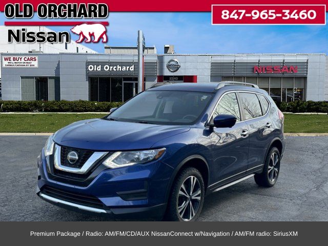 2020 Nissan Rogue SV's photo