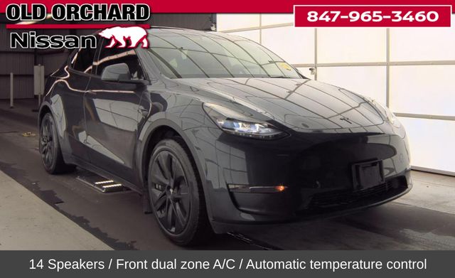 2024 Tesla Model Y Long Range's photo
