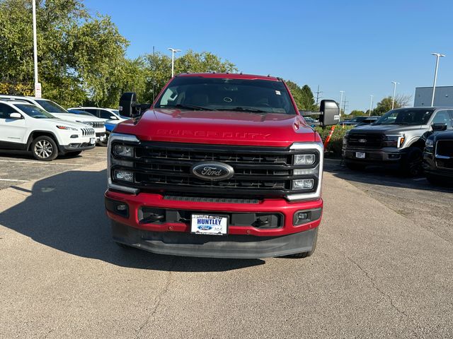 2023 Ford F-250 Lariat photo 2